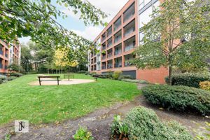 Photo 16- click for photo gallery